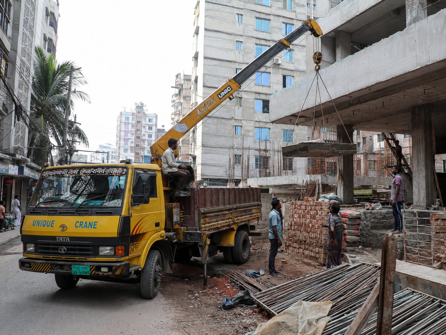 Urban site-এ slab/panel lifting